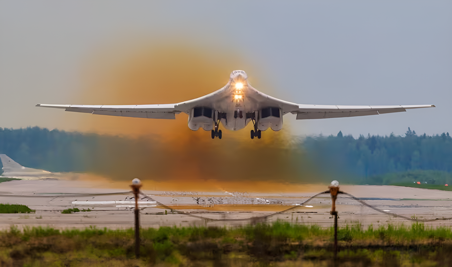 Ту-160