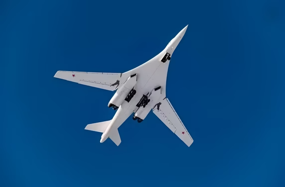 Ту-160
