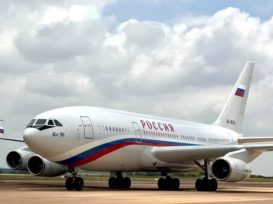 Ил-96-300