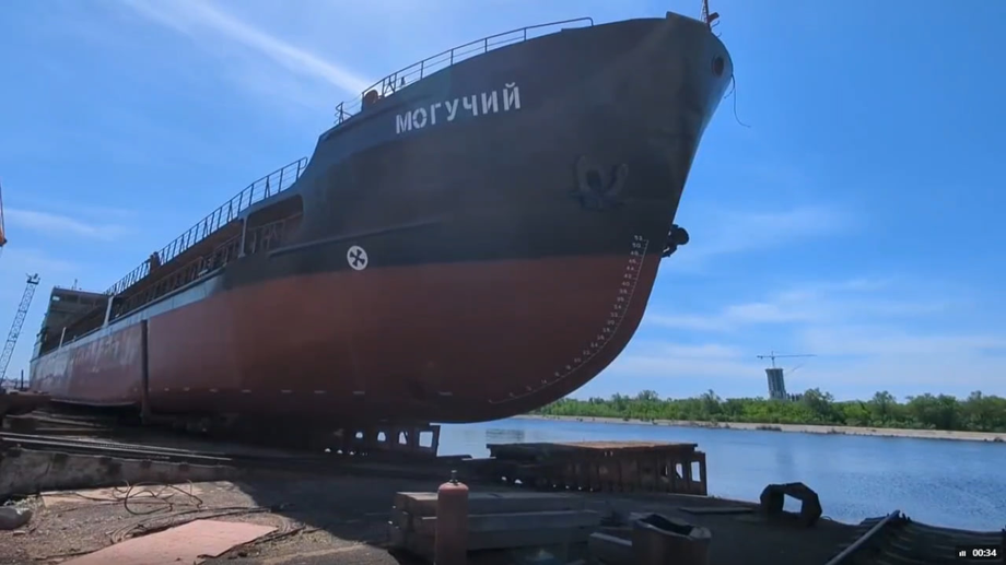 «Могучий»