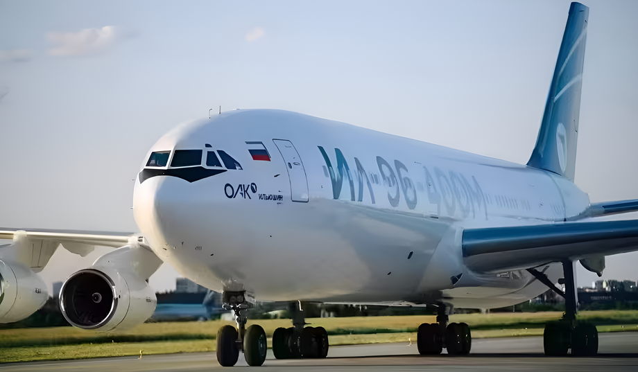 Ил-96-400М