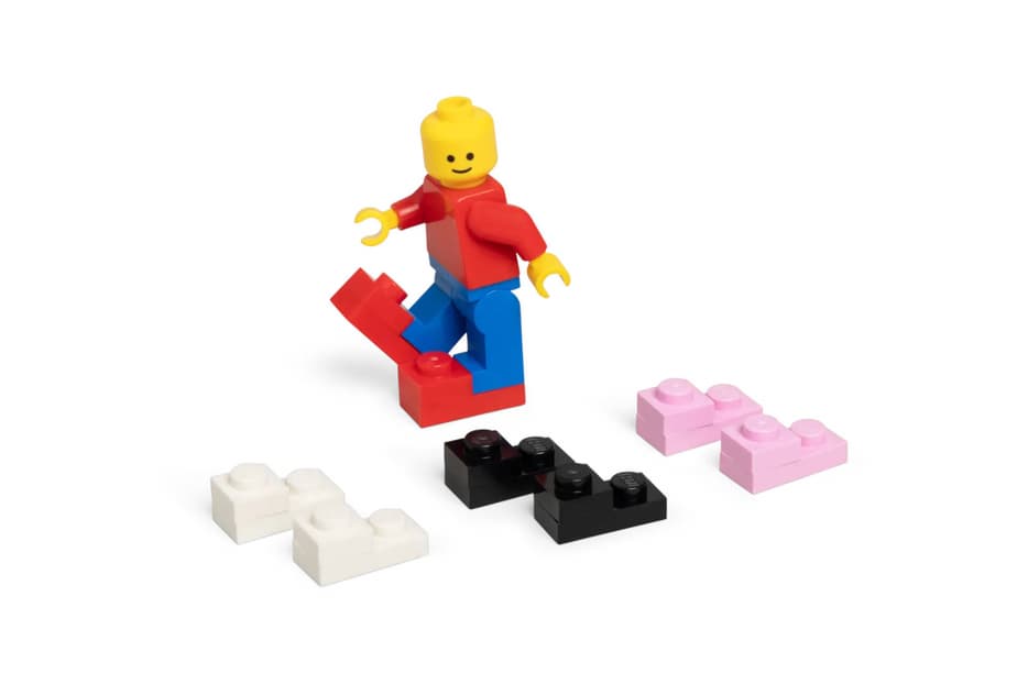  Права на изображения принадлежат LEGO Group и Crocs 