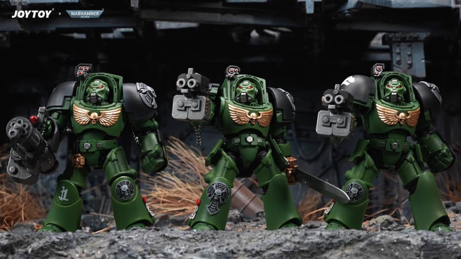 Images courtesy of Games Workshop and JoyToy