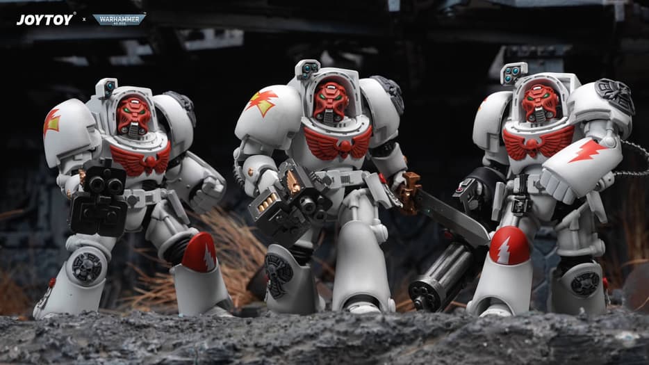 Images courtesy of Games Workshop and JoyToy