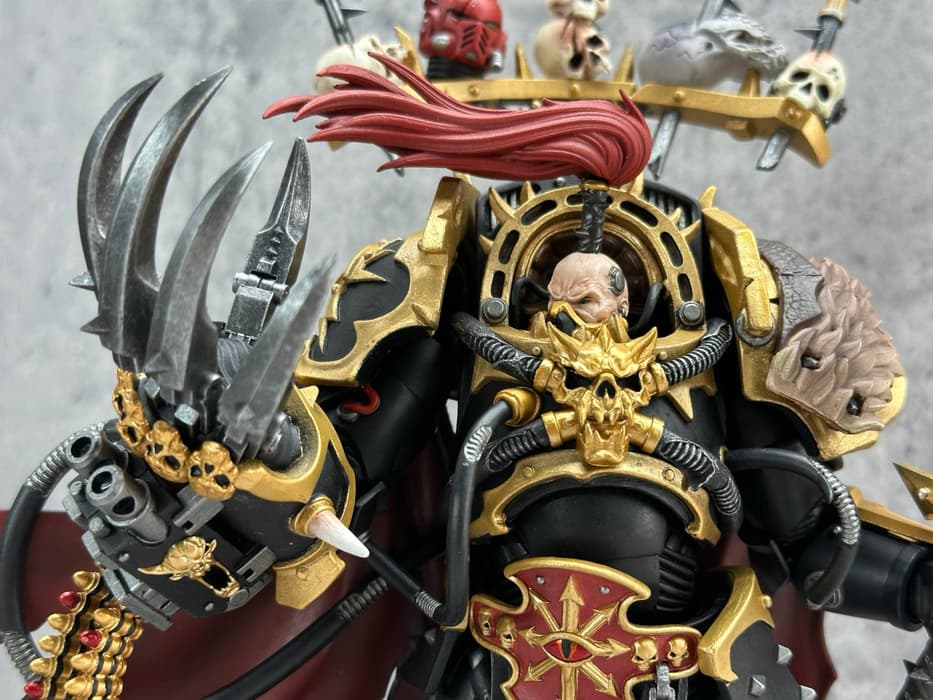 Права на изображения принадлежат Games Workshop и JoyToy