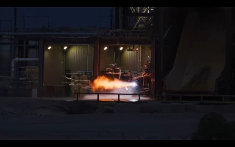 Впервые ракетный двигатель отработал 41 минуту без остановки: Blue Origin побила рекорд Space Shuttle