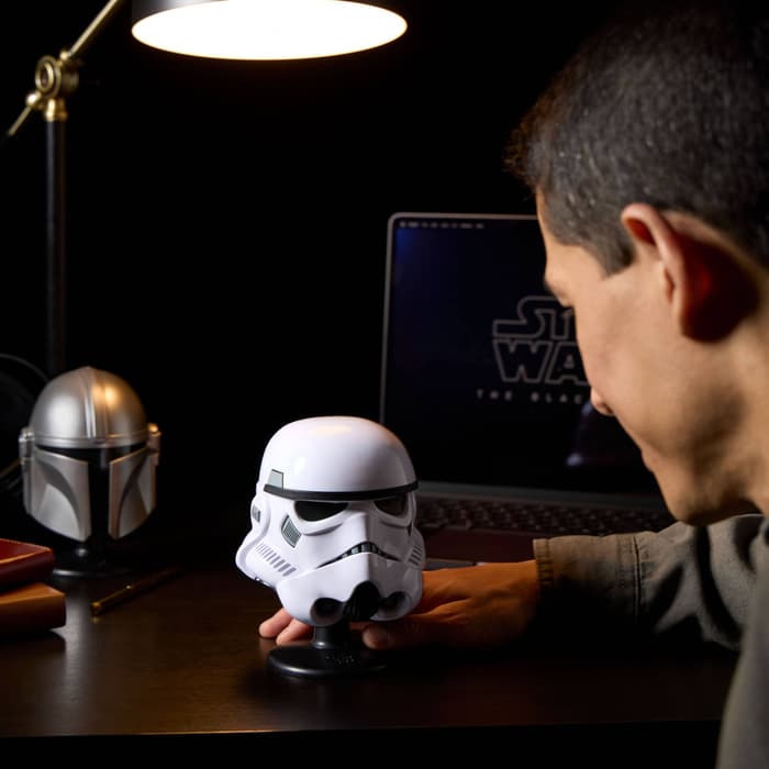  Права на изображения принадлежат Hasbro, Lucasfilm и Disney 