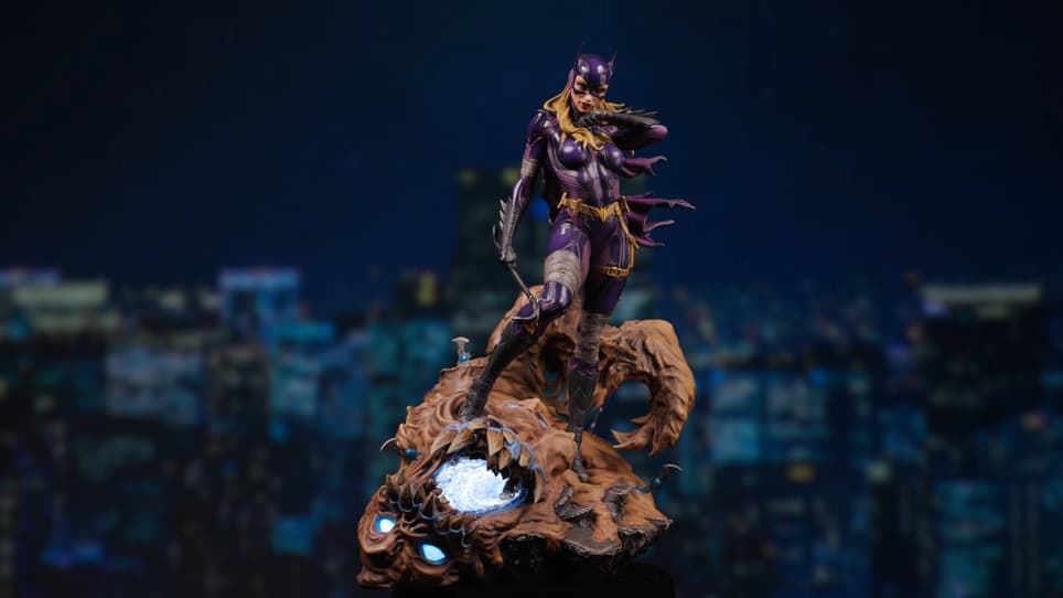 Права на изображения принадлежат DC Comics и Sideshow Collectibles