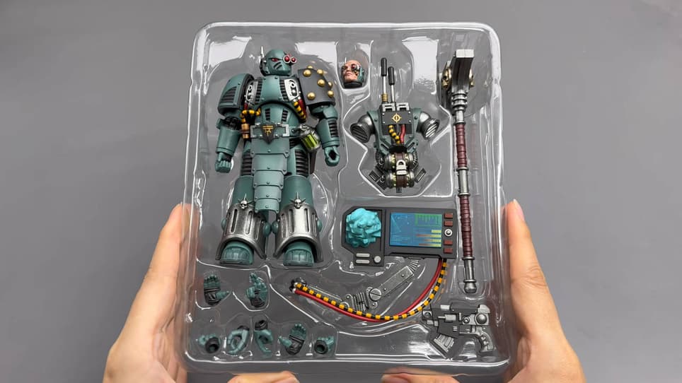 Права на изображения принадлежат Games Workshop и JoyToy