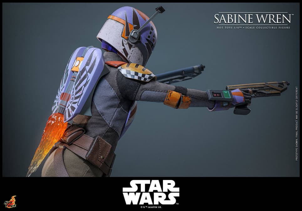 Права на изображения принадлежат Lucasfilm и Hot Toys