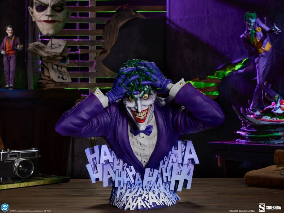  Права на изображения принадлежат DC, Warner Bros. Entertainment Inc. и Sideshow Collectibles 