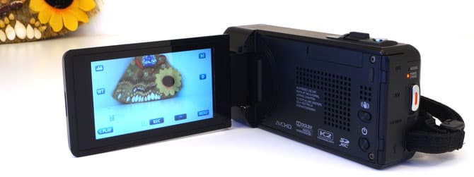 Видеокамера JVC GZ-VX815