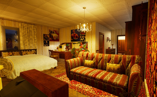 В inZOI создали «хрущёвку» с аутентичными коврами и советским убранством