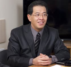 Стивен Хсу (Steven Hsu), Transcend