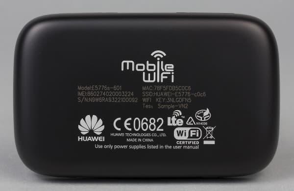 Внешний вид роутера Huawei E5776 Внешний вид роутера Huawei E5776