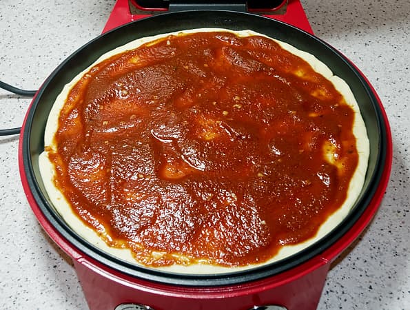 Пиццамейкер Kitfort KT-1614