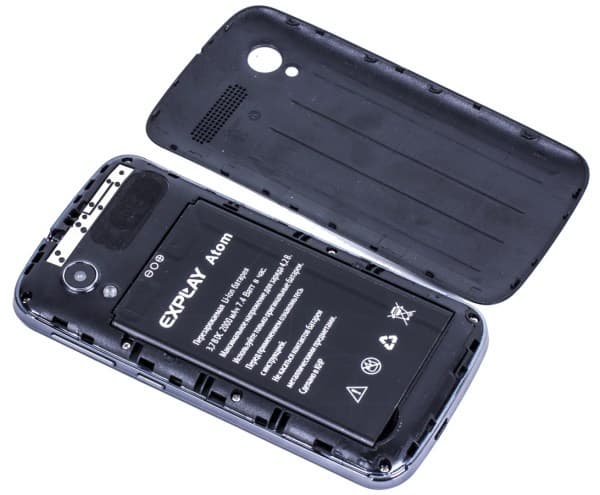 Дизайн смартфона Explay Atom