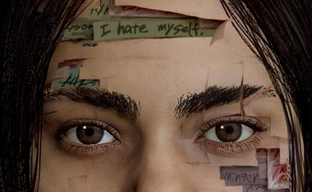 Фанаты Silent Hill нашли девушку со слитых скриншотов — она стала заигрывать с ними