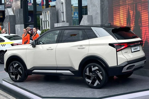  Lada Azimut
