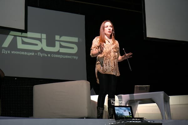 Тутта Ларсен