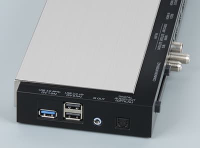 ЖК-телевизор Samsung UE65HU9000TXRU, блок One Connect ЖК-телевизор Samsung UE65HU9000TXRU, блок One Connect