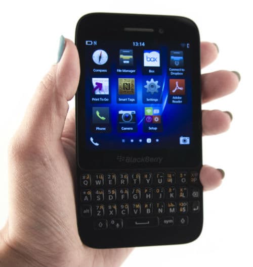 Смартфон BlackBerry Q5