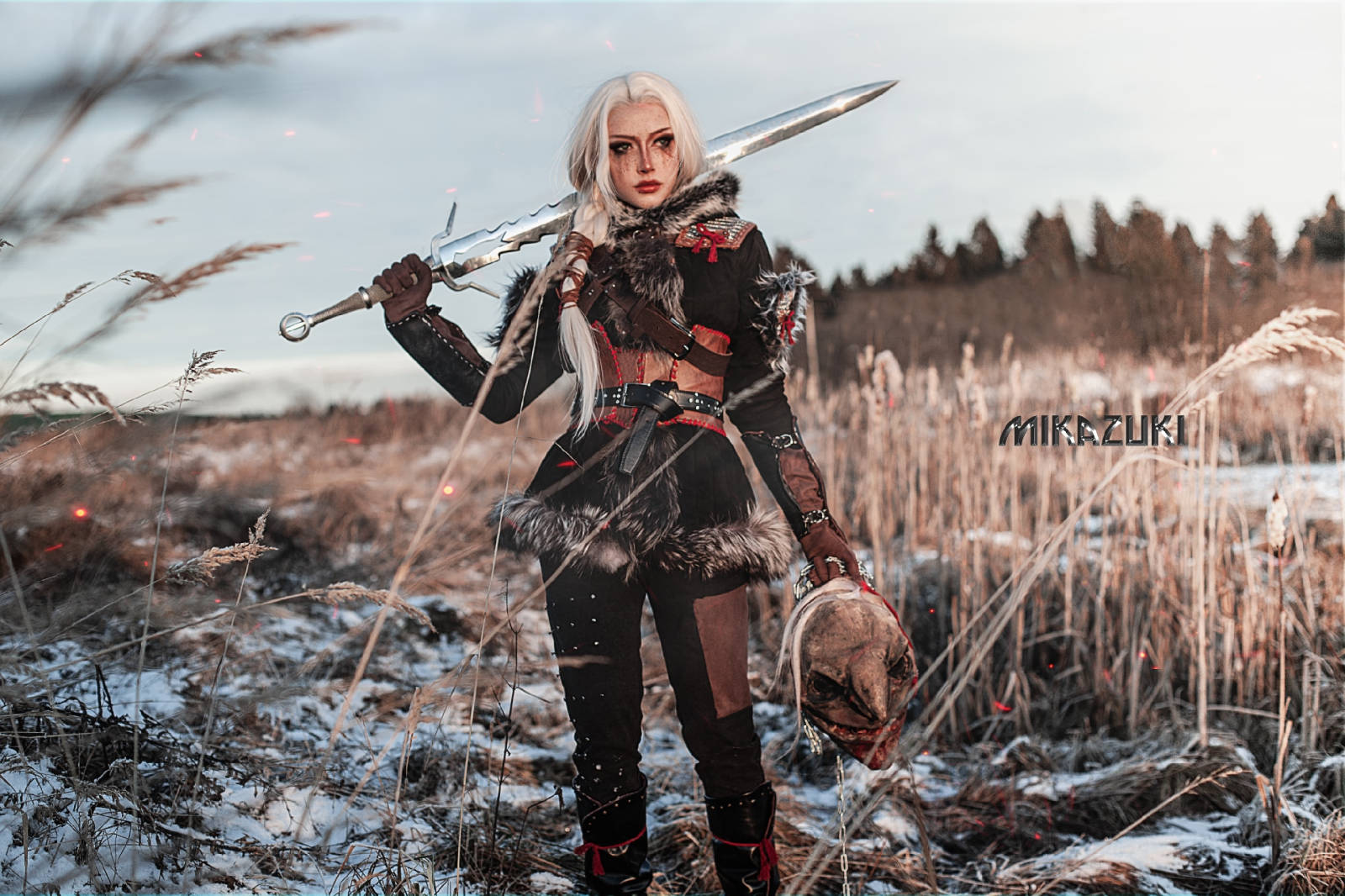 Photographer: LYNXY. Cosplayer: MIKAZUKI