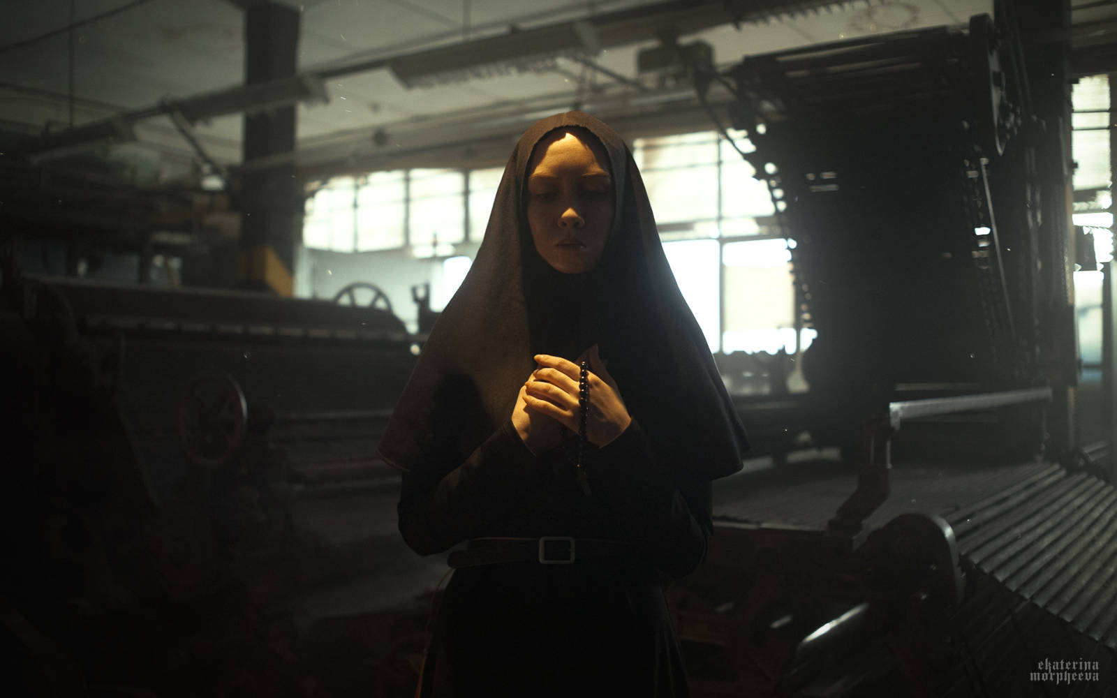 Photographer: Ekaterina Morpheeva Photography. Cosplayers: Alexandra Baikal, Sanya Murygina