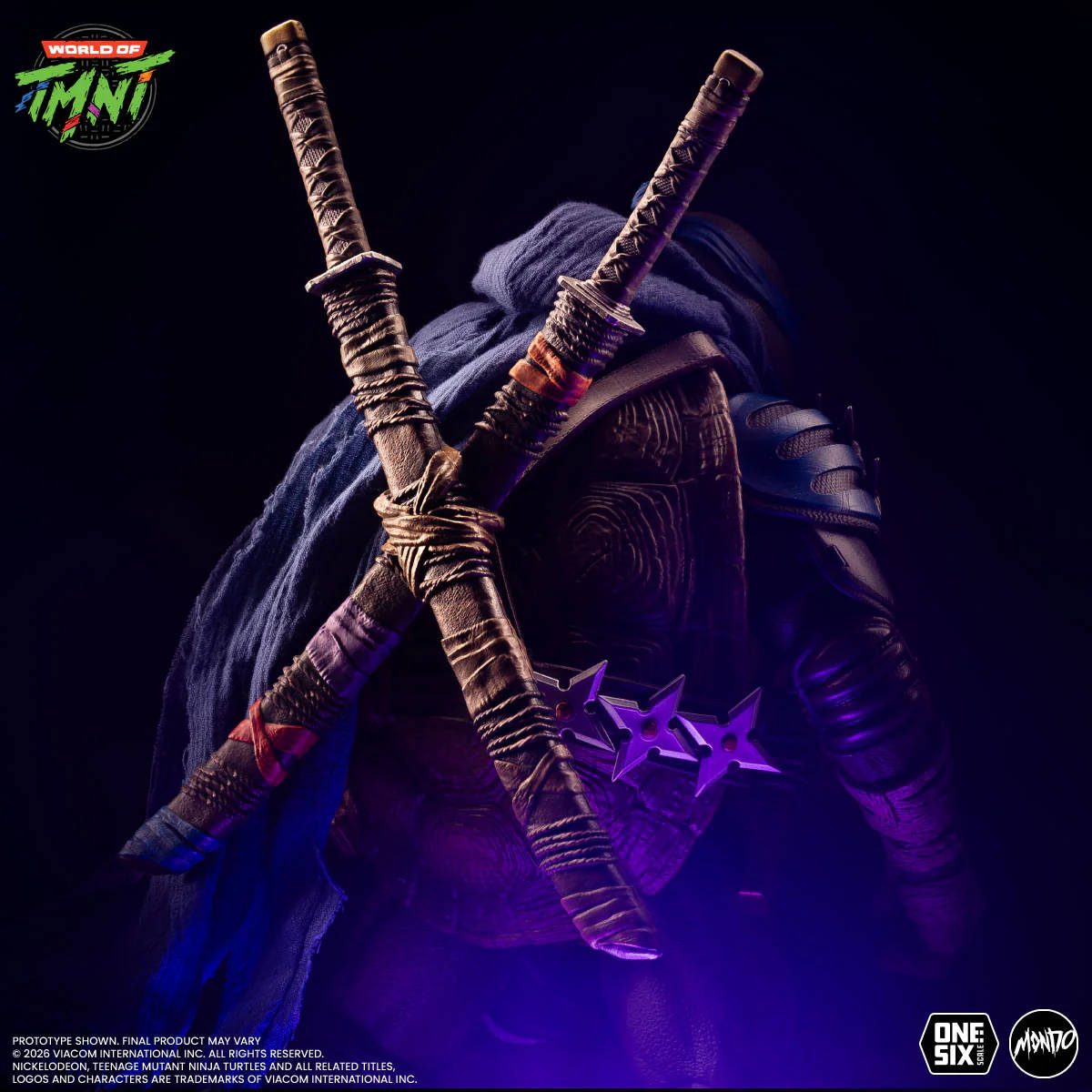 Леонардо в динамичных позах с оружием