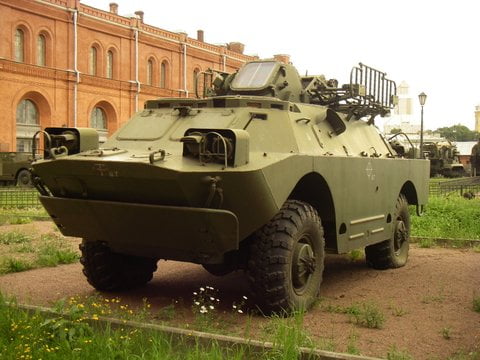 Боевая машина 9А31 с ракетами 9М31 зенитно-ракетного комплекса 9К31 «Стрела-1»