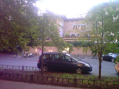 Фото сделано фронтальной камерой планшета MIReader M801