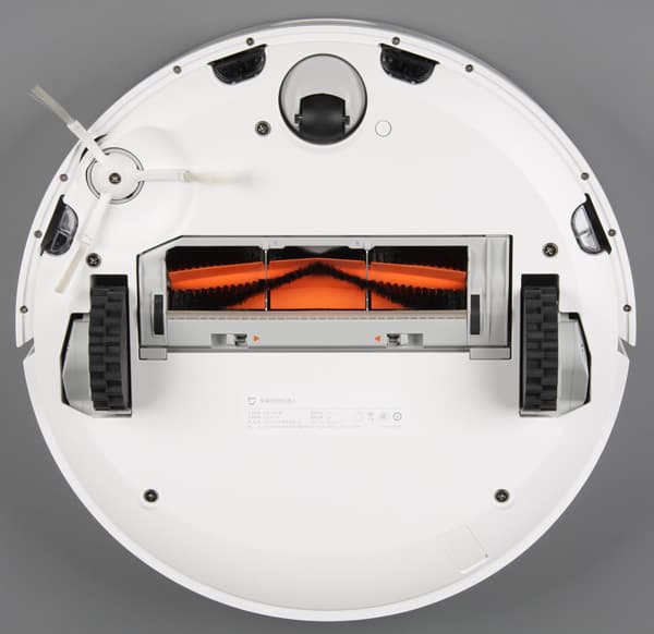 Xiaomi Mi Robot Vacuum, вид снизу Xiaomi Mi Robot Vacuum, вид снизу