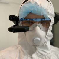 Smart Glasses Operate in COVID Red Zones