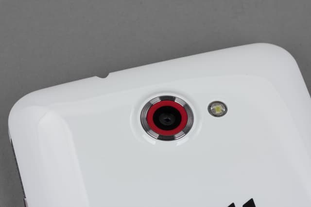 Внешний вид iRu M506 Внешний вид iRu M506