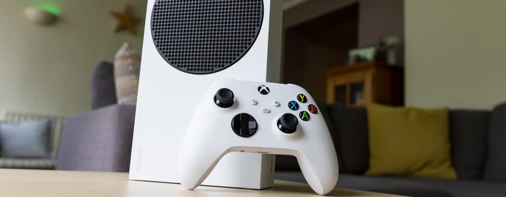 По слухам, Microsoft до конца 2022 года выпустит обновленную Xbox Series S. Она станет производительней на 50%