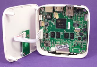 3D-медиаплеер 3Q AB493HW с аэромышью Waveme AM01