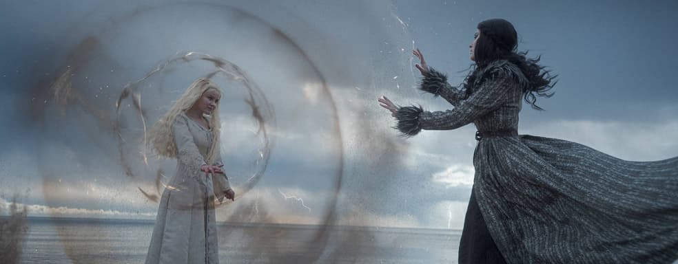 Сила Первозданного Хаоса: косплеерши превратились в Цири и Йеннифэр из сериала «Ведьмак»