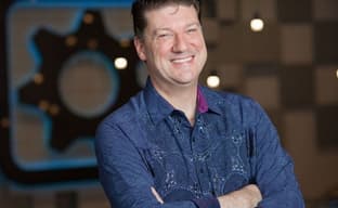 Сооснователь Gearbox продает свои поношенные рубашки на аукционе. Приблизительно по 400 долларов за штуку