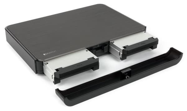 Внешний вид QNAP HS-251 Внешний вид QNAP HS-251