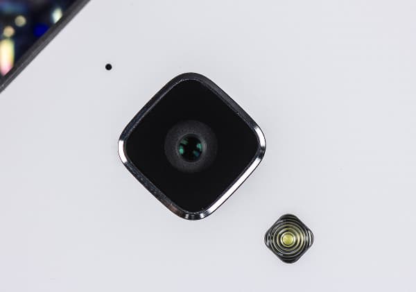 Внешний вид Xiaomi Mi4