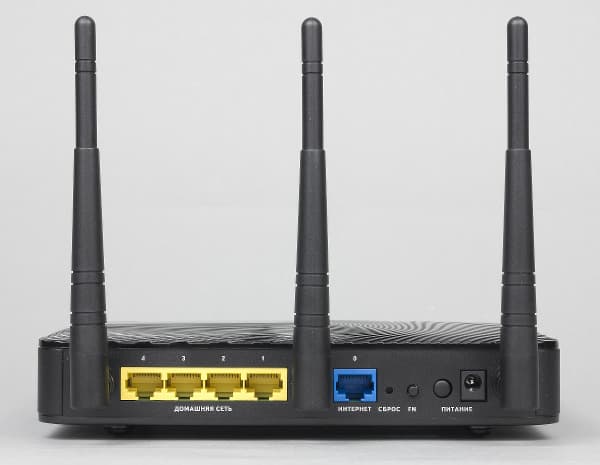 Внешний вид Zyxel Keenetic Ultra Внешний вид Zyxel Keenetic Ultra