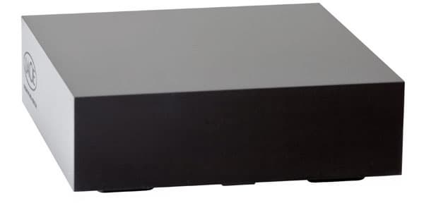 Черная глянцевая поверхность