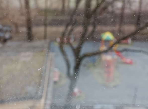 Робот для мойки окон Redmond RV-RW001