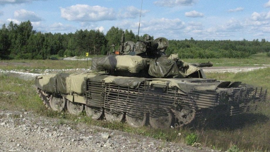 «Накидка» с лета 2023 года входит в комплектование многой российской бронетанковой техники.