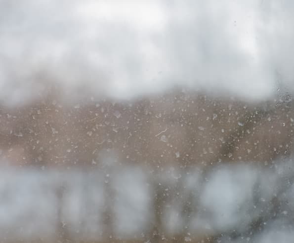 Робот для мойки окон Redmond RV-RW001