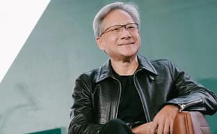 Продажа акций главой NVIDIA на сотни миллионов долларов напугала инвесторов