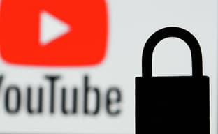 Председатель комитета Госдумы считает блокировку YouTube «нежелательной» мерой. Платформу могут «замедлить»
