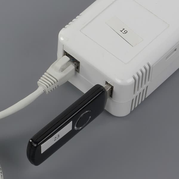 Внешний вид контроллера Inwion Home Center INW-HC1 Внешний вид контроллера Inwion Home Center INW-HC1