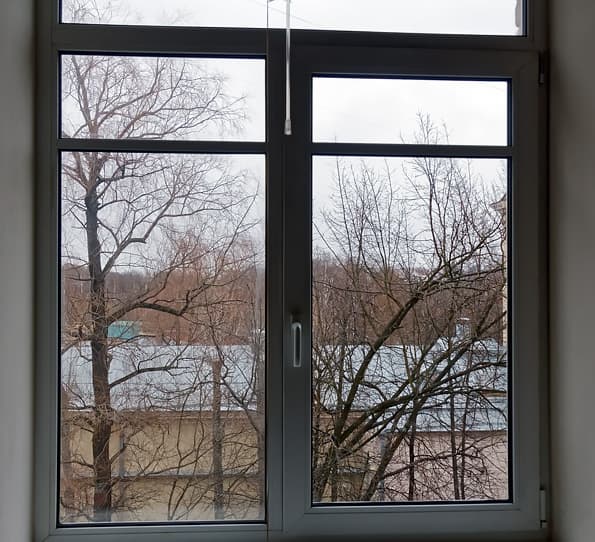 Робот для мойки окон Redmond RV-RW001