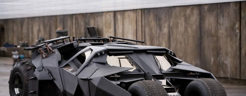 JazzInc Dioramas Plans to Release a Collectible Batmobile Model from "Batman Begins"